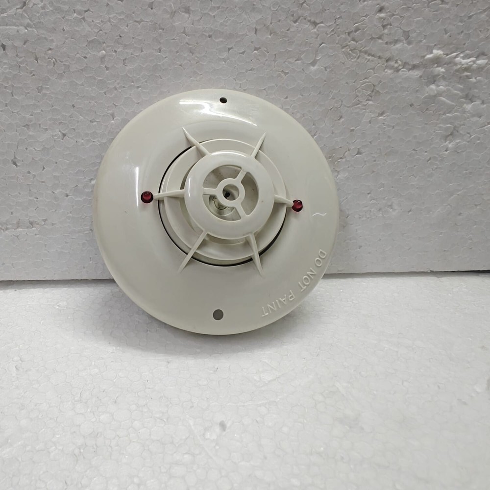 HOCHIKI HEAT DETECTOR DFJ-CE3