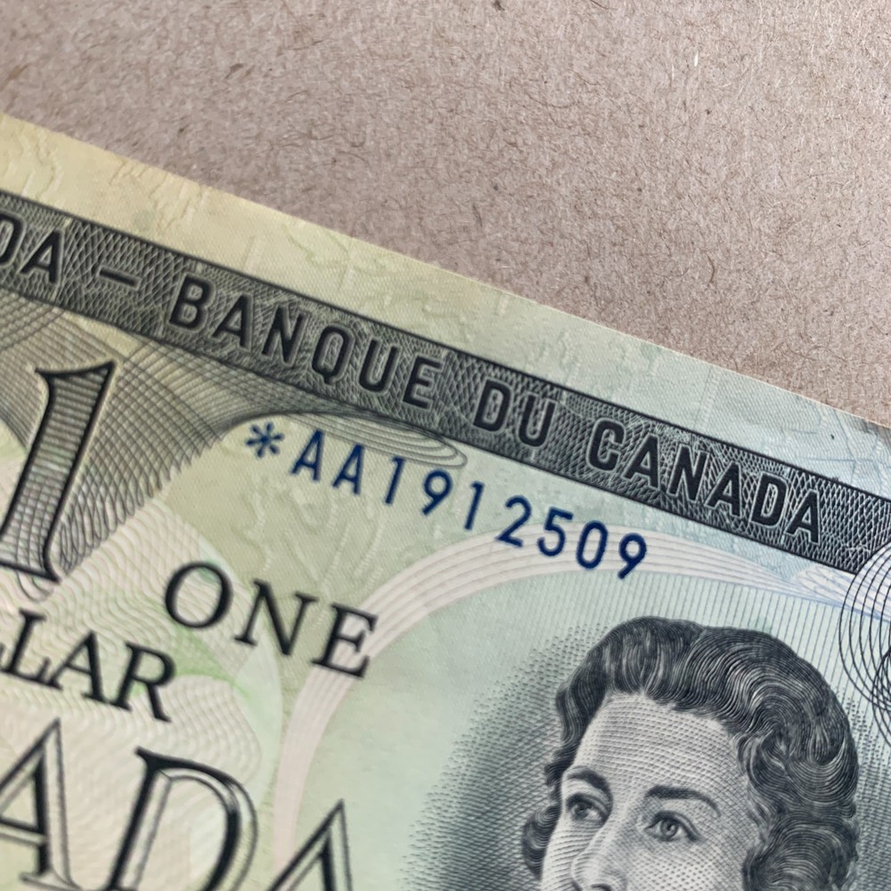 Star Note Prefix AA (Rare) Canada $1 DOLLAR Banknote 1973 Replacement Currency