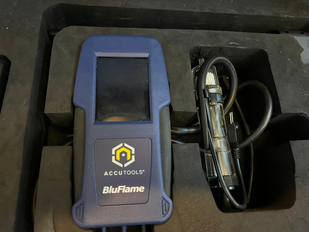 Accutools BluFlame Combustion Analyzer kit NICE!