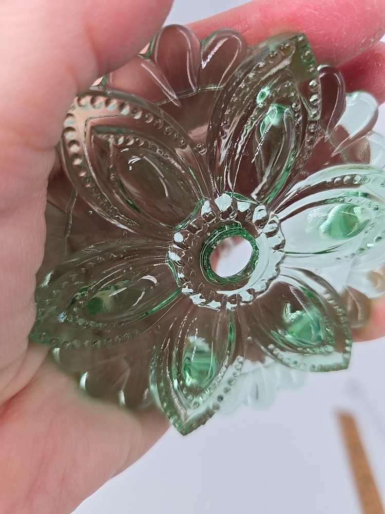 Uranium Glass Flower Shape Curtain Tie Back Mint