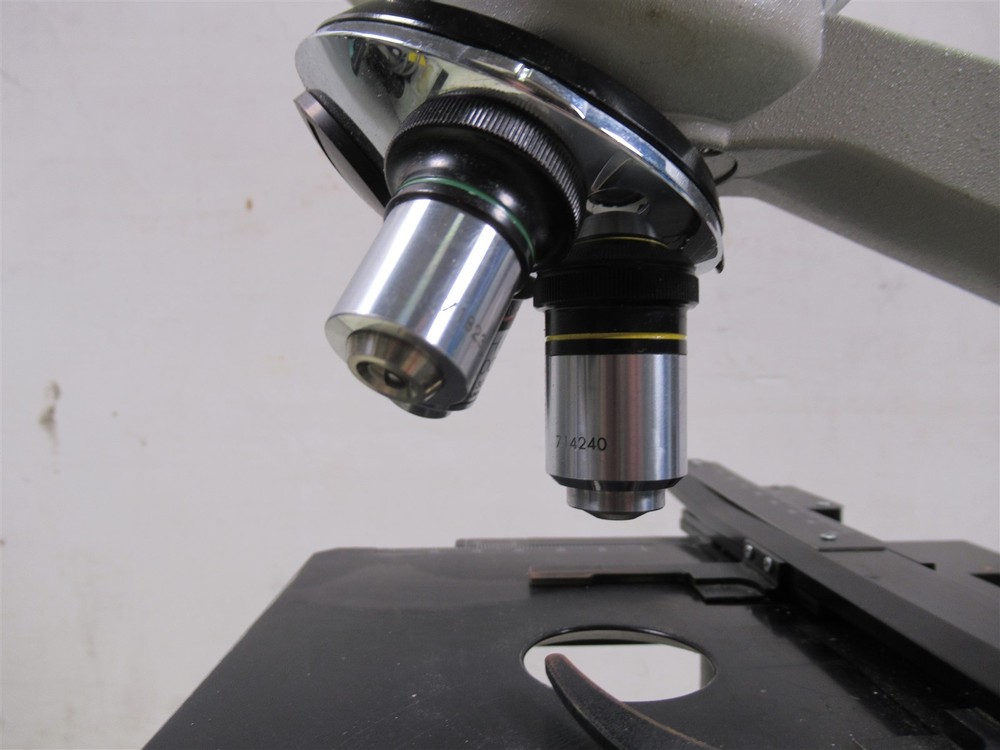 Bausch & Lomb KHS Binocular Microscope with Eyepieces & 3 Objectives