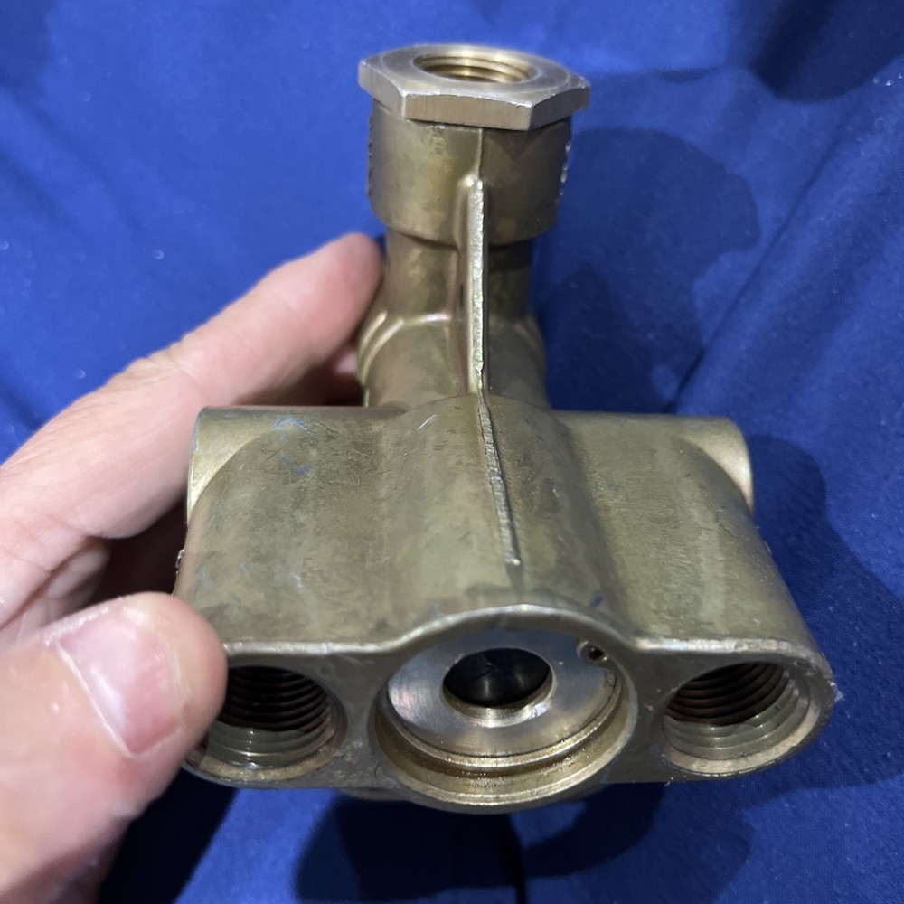 Genuine Sealco 110800 Enhanced Spring Brake Priority Control Valve
