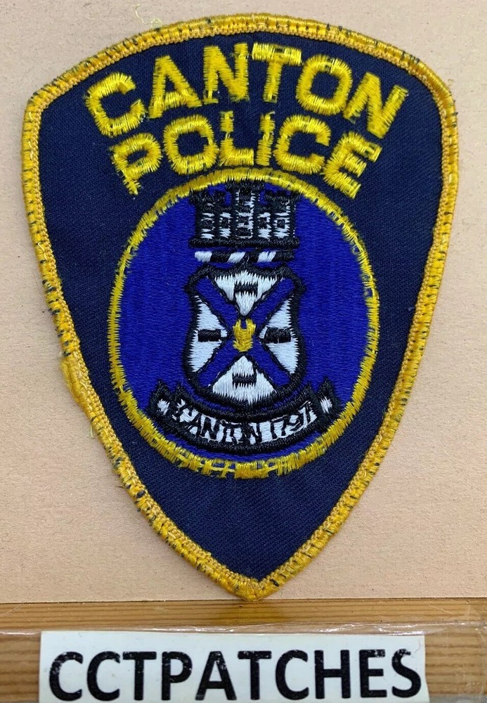 CANTON, MASSACHUSETTS POLICE (WITHOUT MASS) SHOULDER PATCH MA