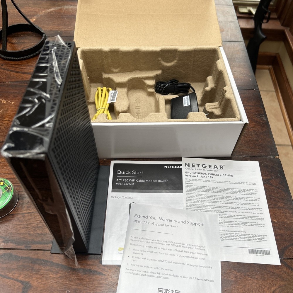 NETGEAR AC1750 WiFi Cable Modem Router