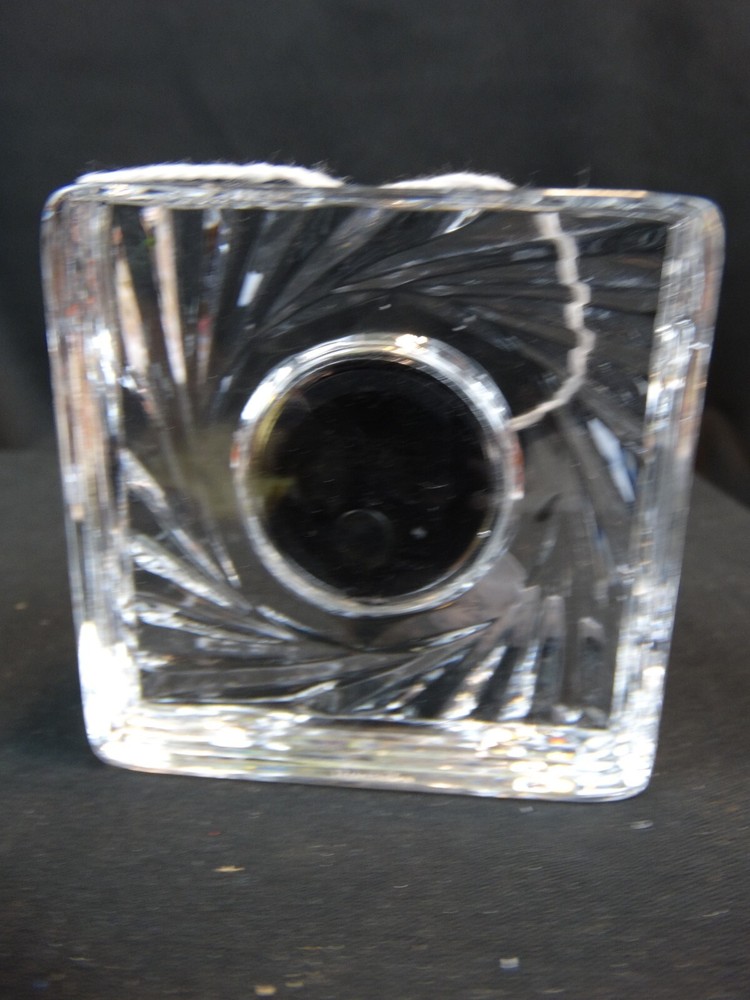 Small Crystal quartz analog clock-desk top
