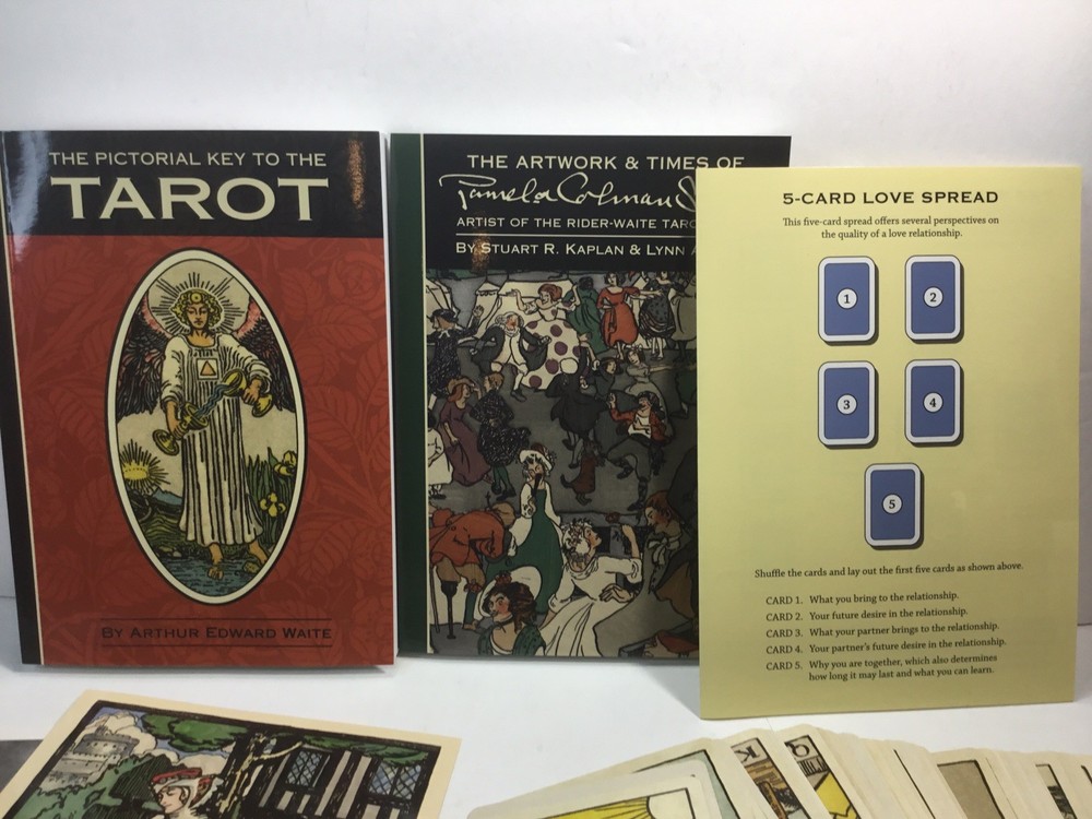 Smith Waite Tarot Deck Pamela Colman Smith Commemorative Set Complete Book Case