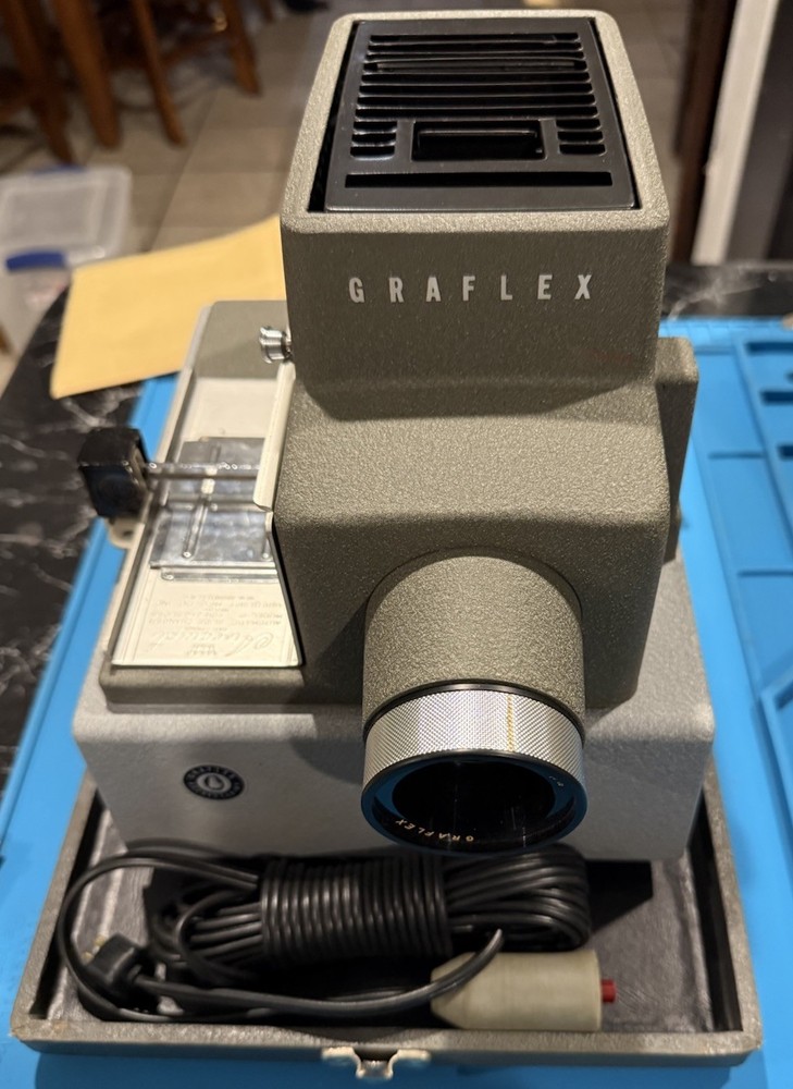 Constellation Mark 2 Vintage Projector With Magazines