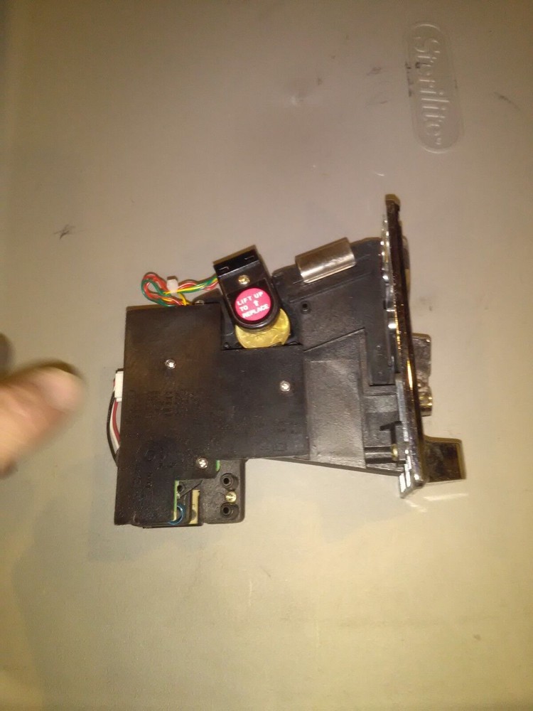 arcade electronic coin mech #790