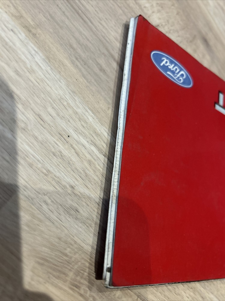 Ford Transit Operator Manual - October 1985 - 3rd Edition.