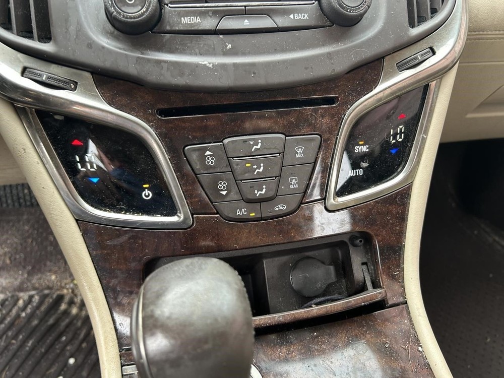 LACROSSE 2014 High Mounted Stop Light 104743898