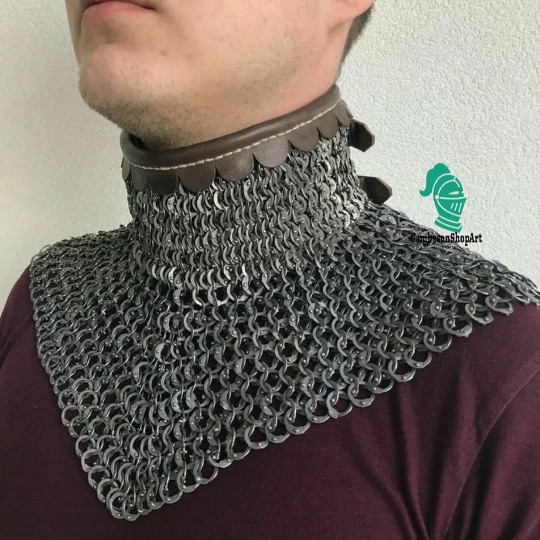 Chainmail Collar – 6mm Flat Riveted Rings with Washers, Bishop Mantle Chainmail