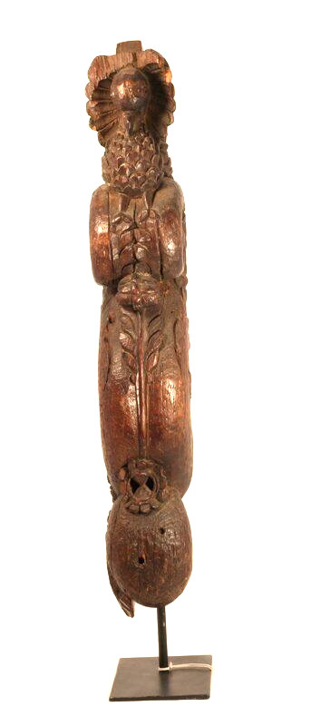 Indian architectural bracket in carved Teak