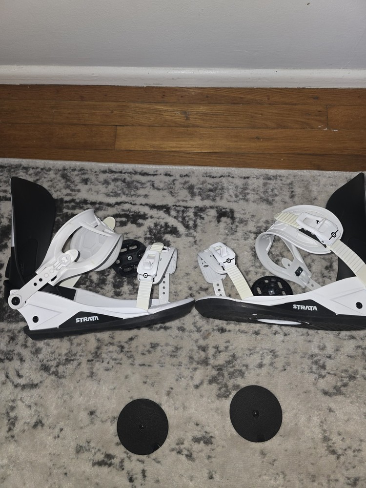 Union Strata Snowboard Bindings Black and White Size Large