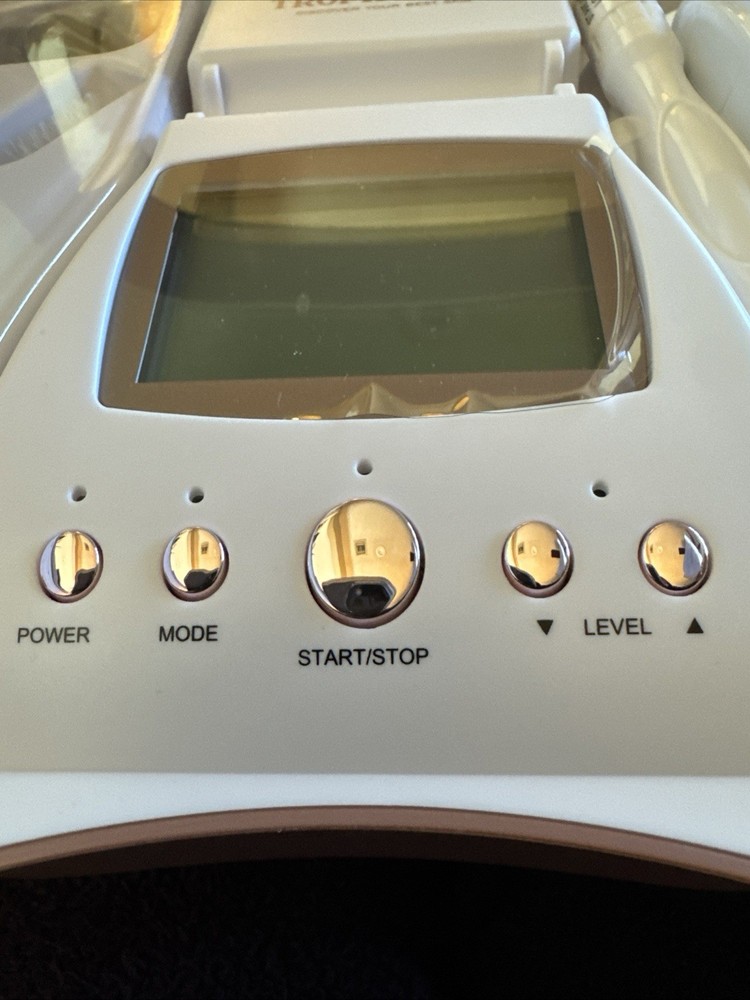 Trophy Skin Microderm MD TSMDD02 Microdermabrasion System White New