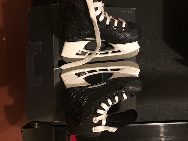 Bauer NS Ice skates-Y12 Black