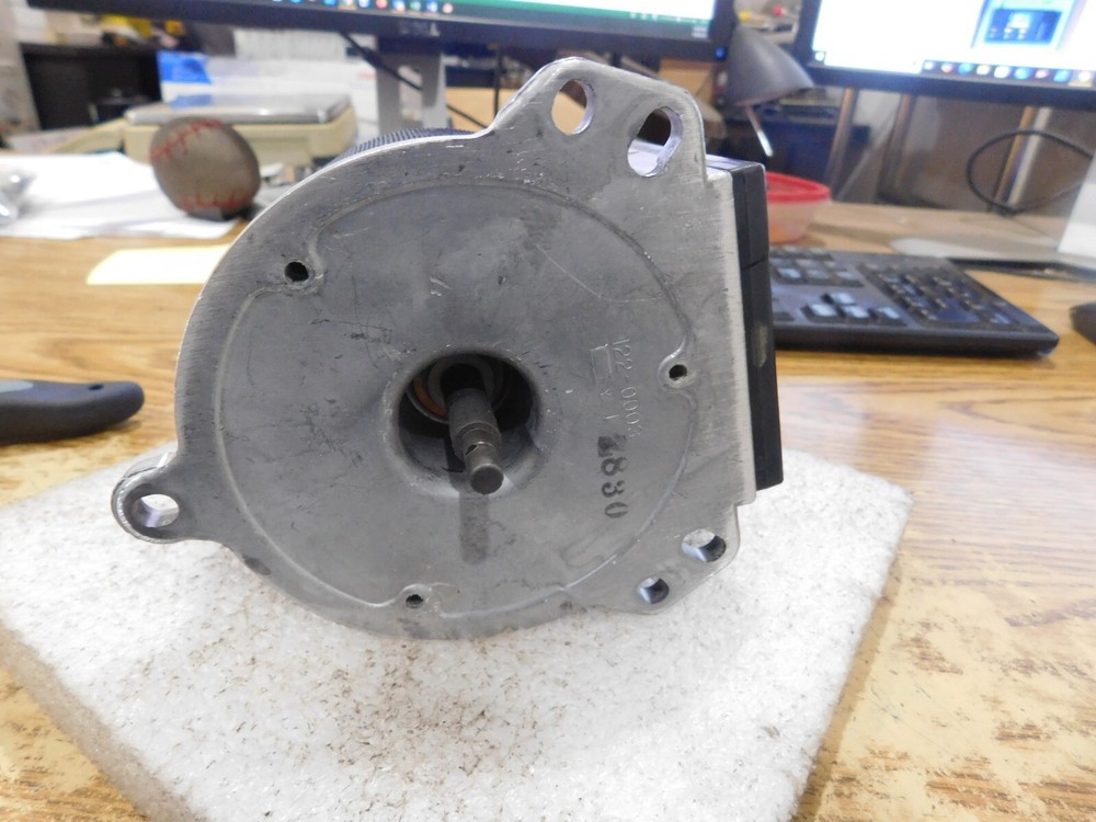 Staco Energy Model: 033-3517 Variable Transformer.