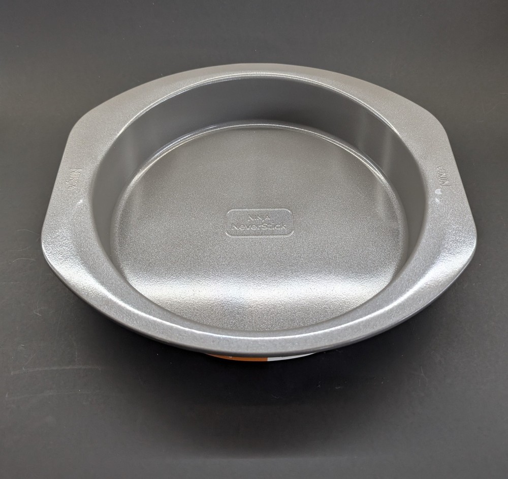 Ninja Premium 9" Round Cake Pan
