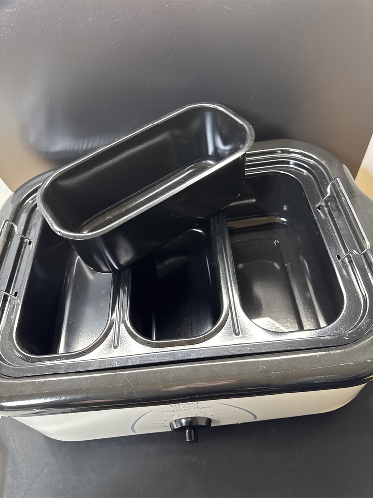 Rival 16 Quart Roaster Oven With Lid White
