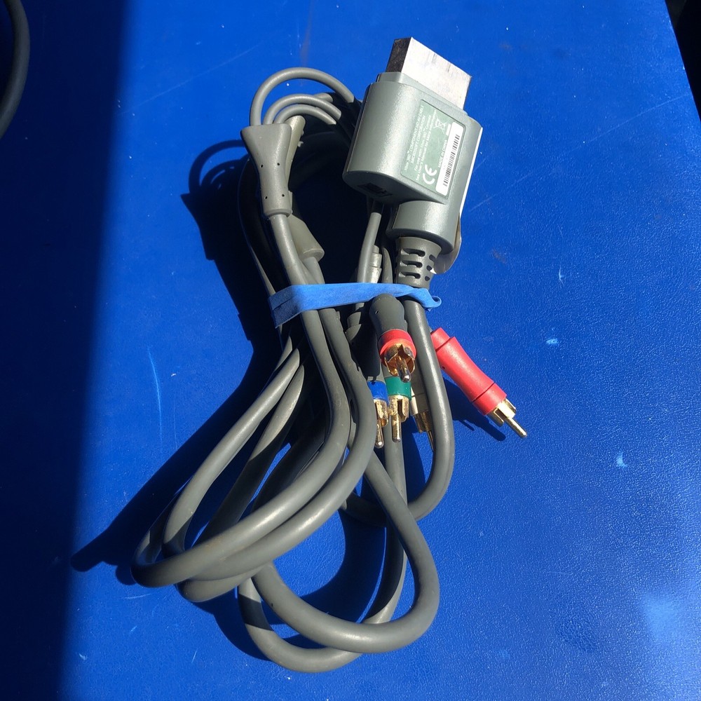 Microsoft Xbox 360 Console Component HD AV Cable HDTV X810972-001 Has Rust.