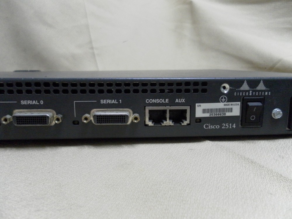 Cisco 2500 Series 2514 Router network switch TESTED FOR POWER