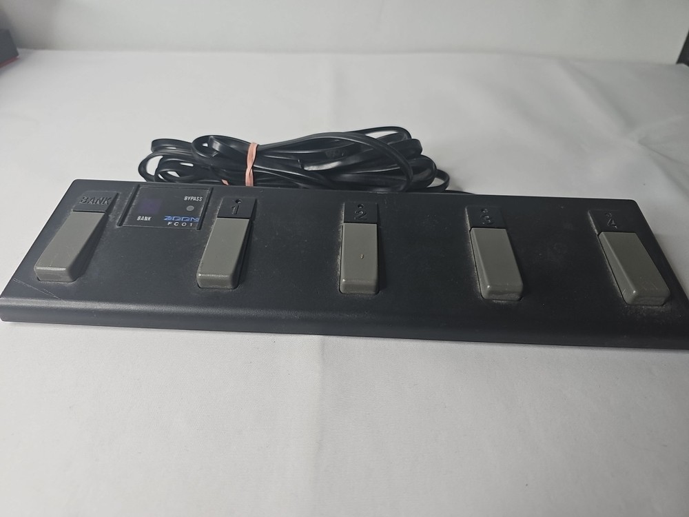Zoom FC01 Remote Foot Controller 4 Button MIDI Controller w/ Bank Button