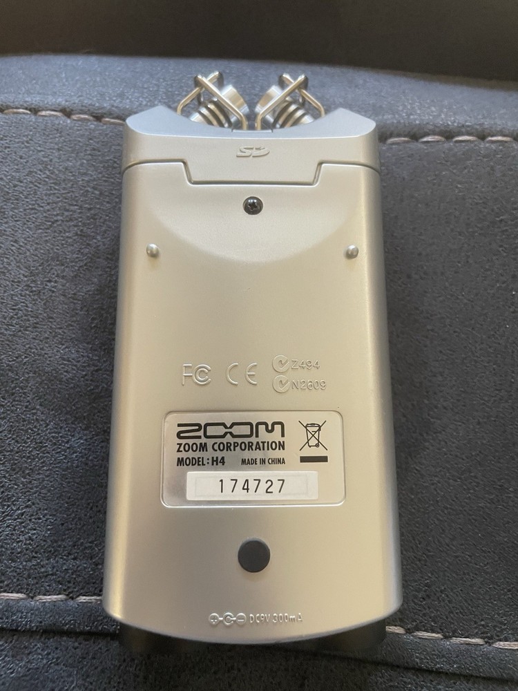 ZOOM H4 Handy Recorder Handheld Digital Recorder Memory - Tested