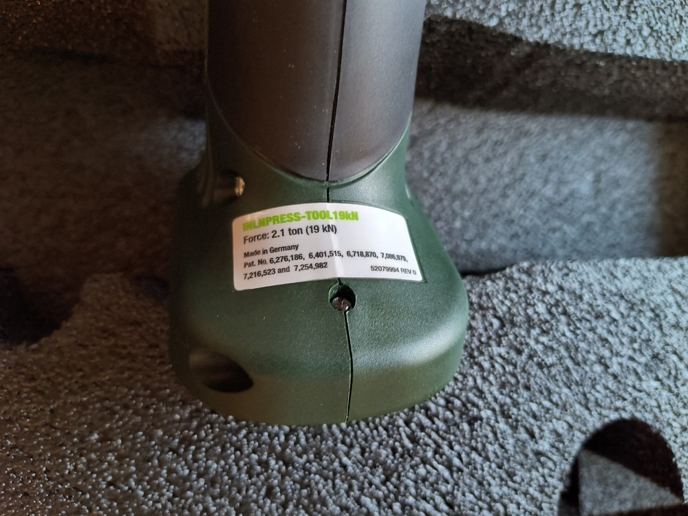 Greenlee Gator 18v cordless inline press tool