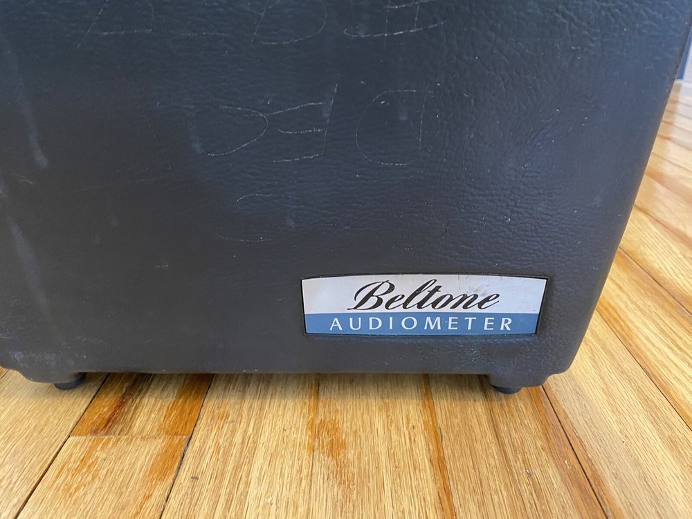 Beltone Model 119 Audiometer (3)