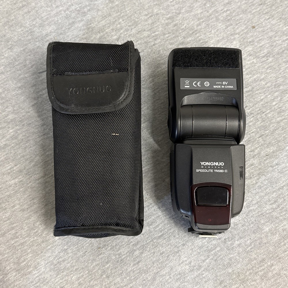 Yongnuo Digital Speedlite YN560-II