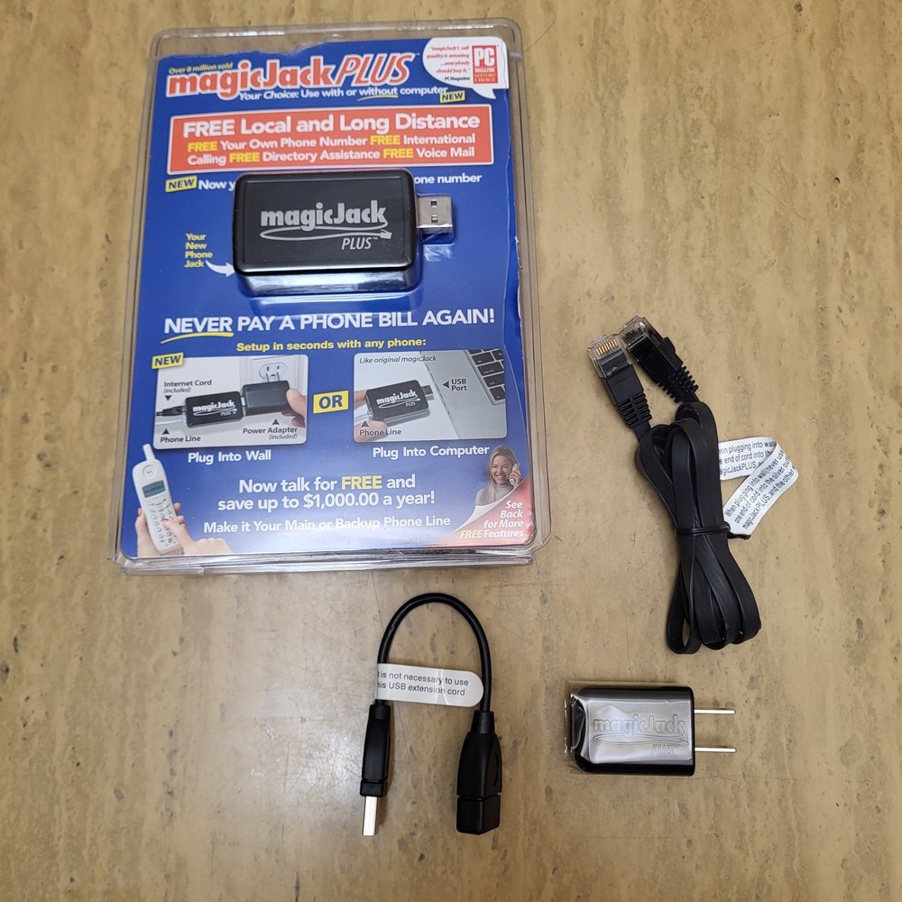 MagicJack PLUS VoIP Phone Adapter Complete with All Cables & Power Open Box