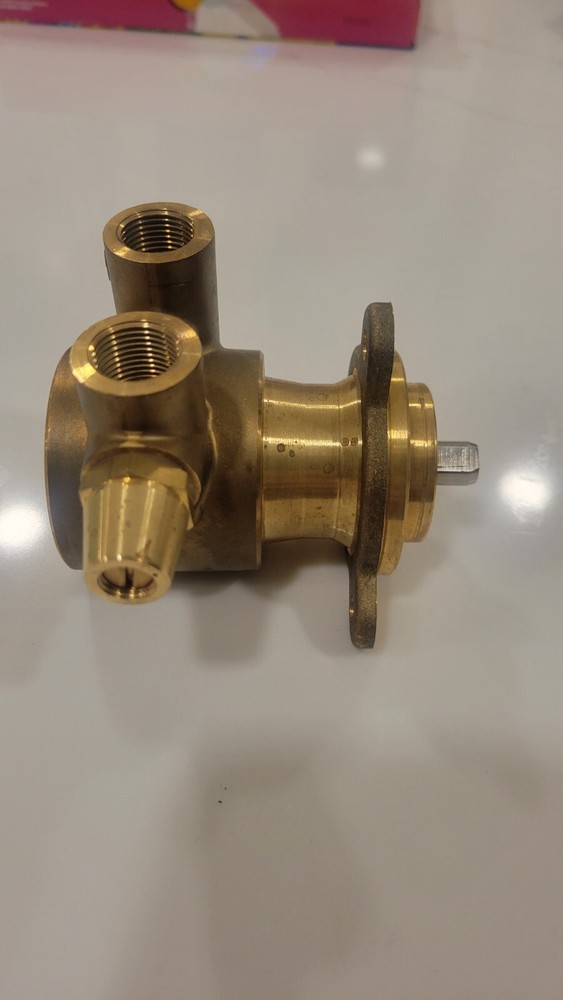 NU.ER.T POSITIVE DISPLACEMENT VANE PUMP