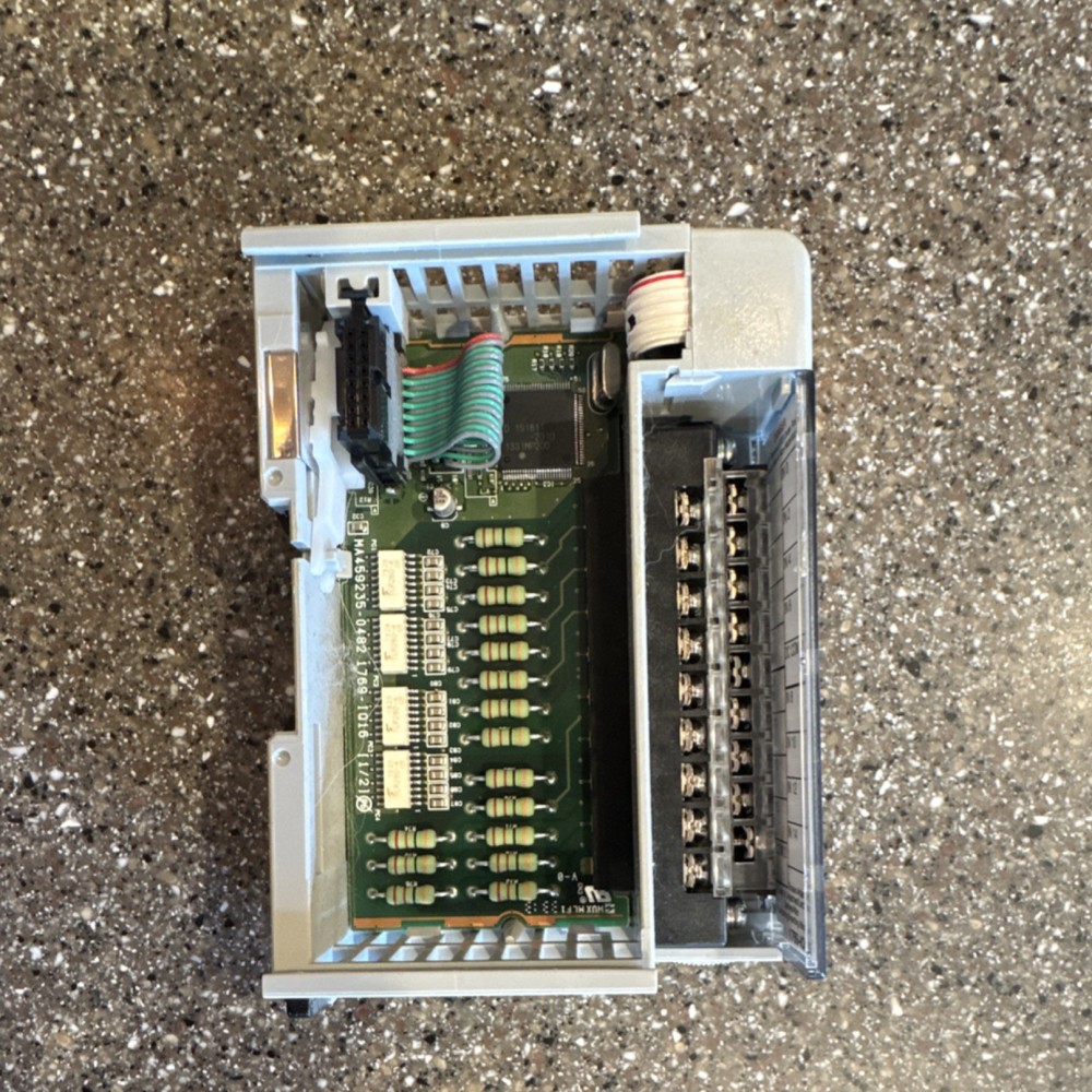 Allen-Bradley 1769-IQ16 CompactLogix Digital PLC Input Module