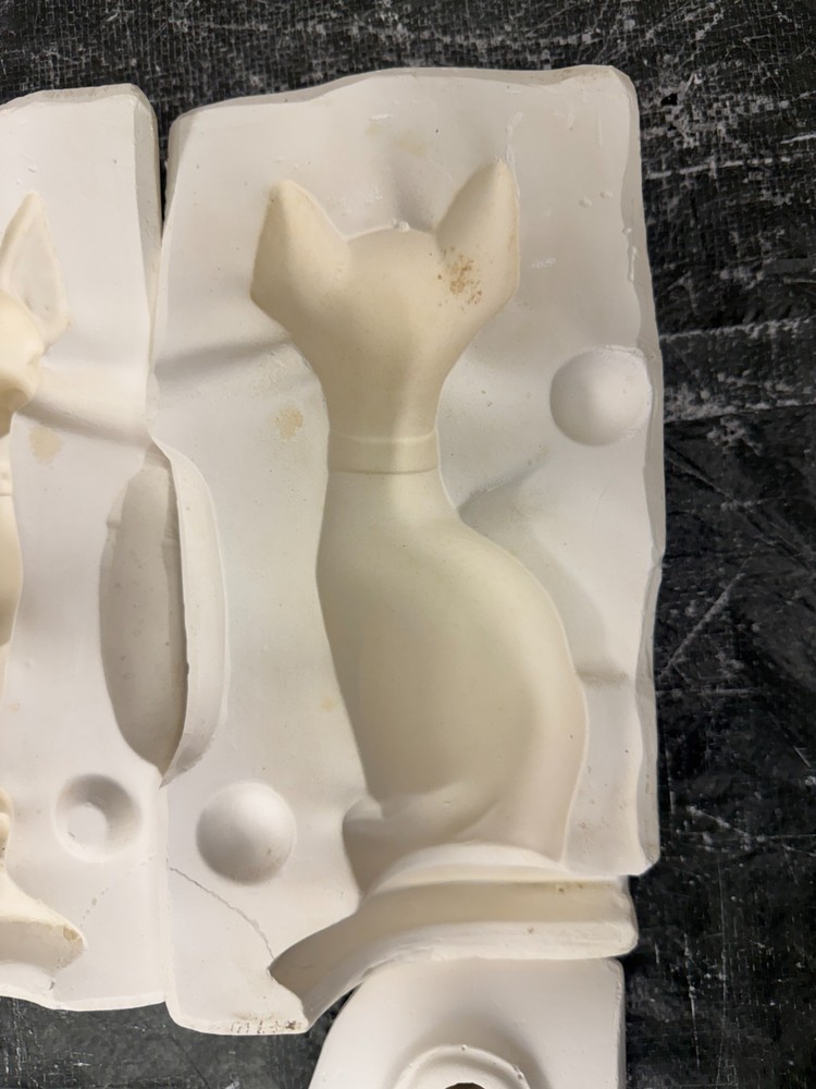 VINTAGE CALIFORNIA CERAMIC MOLD #410 EDDIE