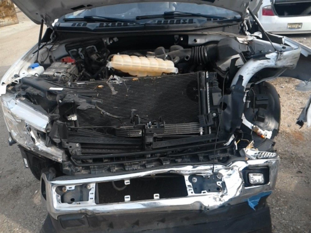 F150 2019 High Mounted Stop Light 104820185