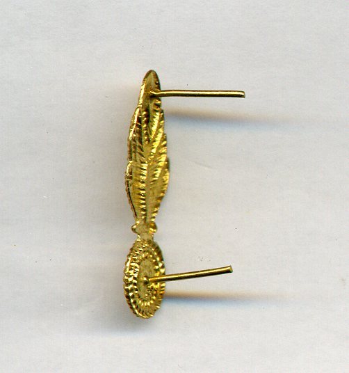 ATTRIBUT METAL DE COIFFURE/ DE COL N° 6 (L37)
