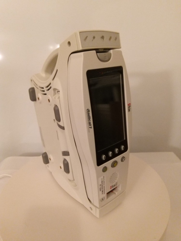 MASIMO RADICAL-7 PULSE OXIMETER