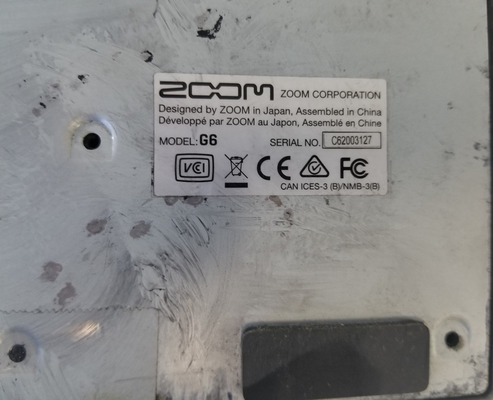 Zoom G6 Multi-Effects Guitar Processor