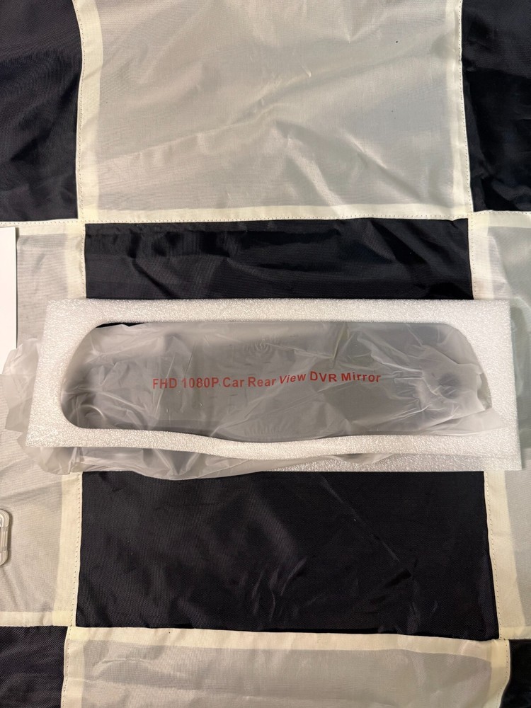 LeXXa Dashcam- Dual Recording Touchscreen mirror Display SET