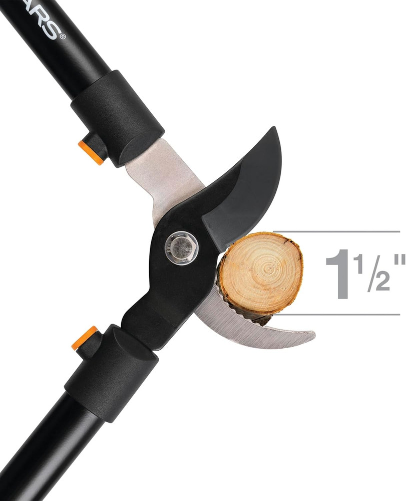 Fiskars 28" Loppers for Tree Trimming, Heavy Duty, Rust-Resistant Sharp Bypass S