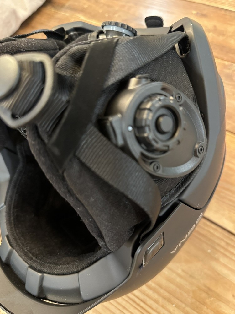 SENA Latitude S1 - Ski Snowboard Bluetooth Helmet - Size M - Mint Condition!