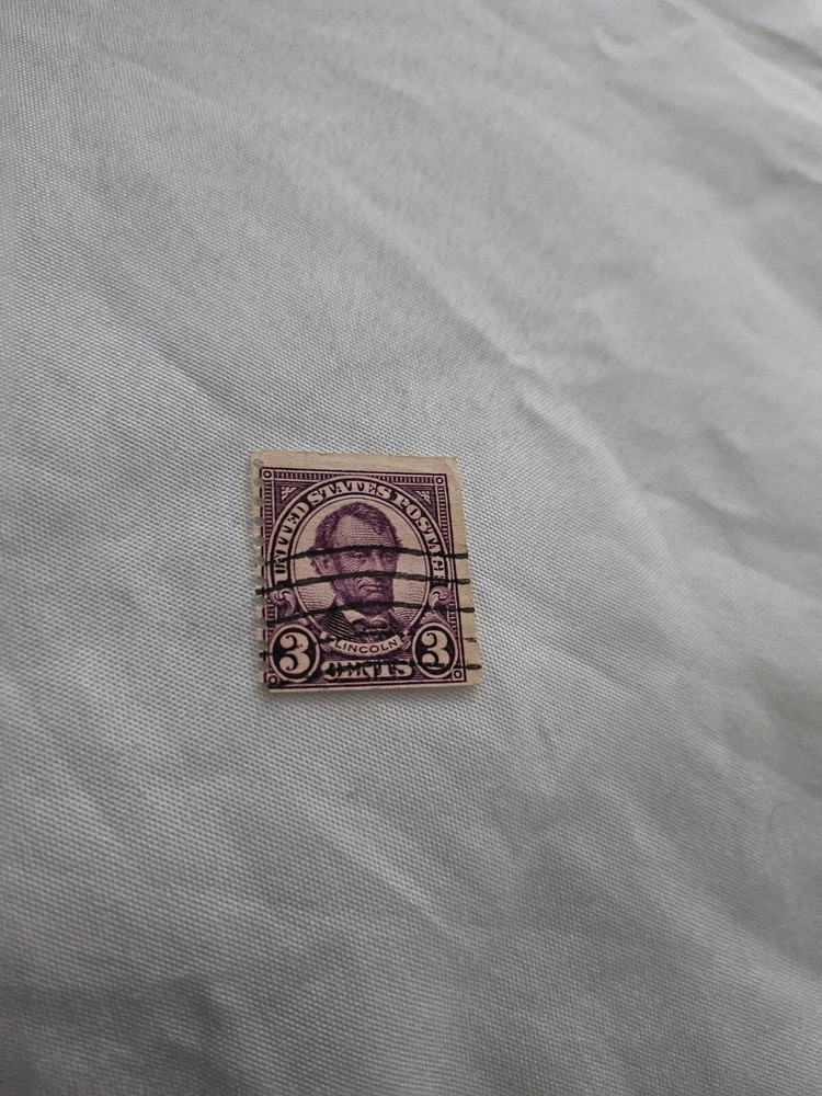 1923 Abraham Lincoln 3 Cent  Violet - US Postage Stamp - Used