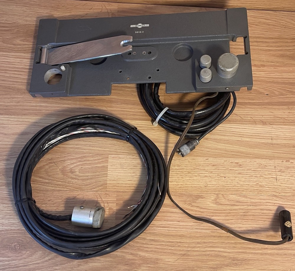COLLINS 351D-2 MOBILE MOUNT With Two Cables