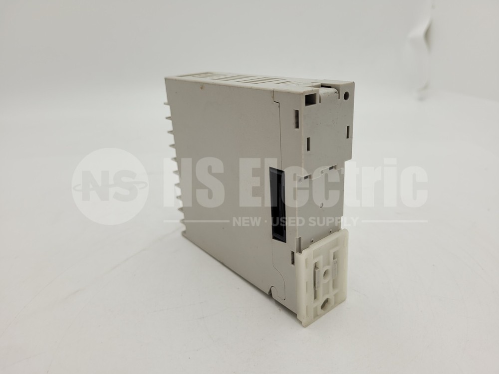 Yamatake / DMC10S2TV0400 / Regulator