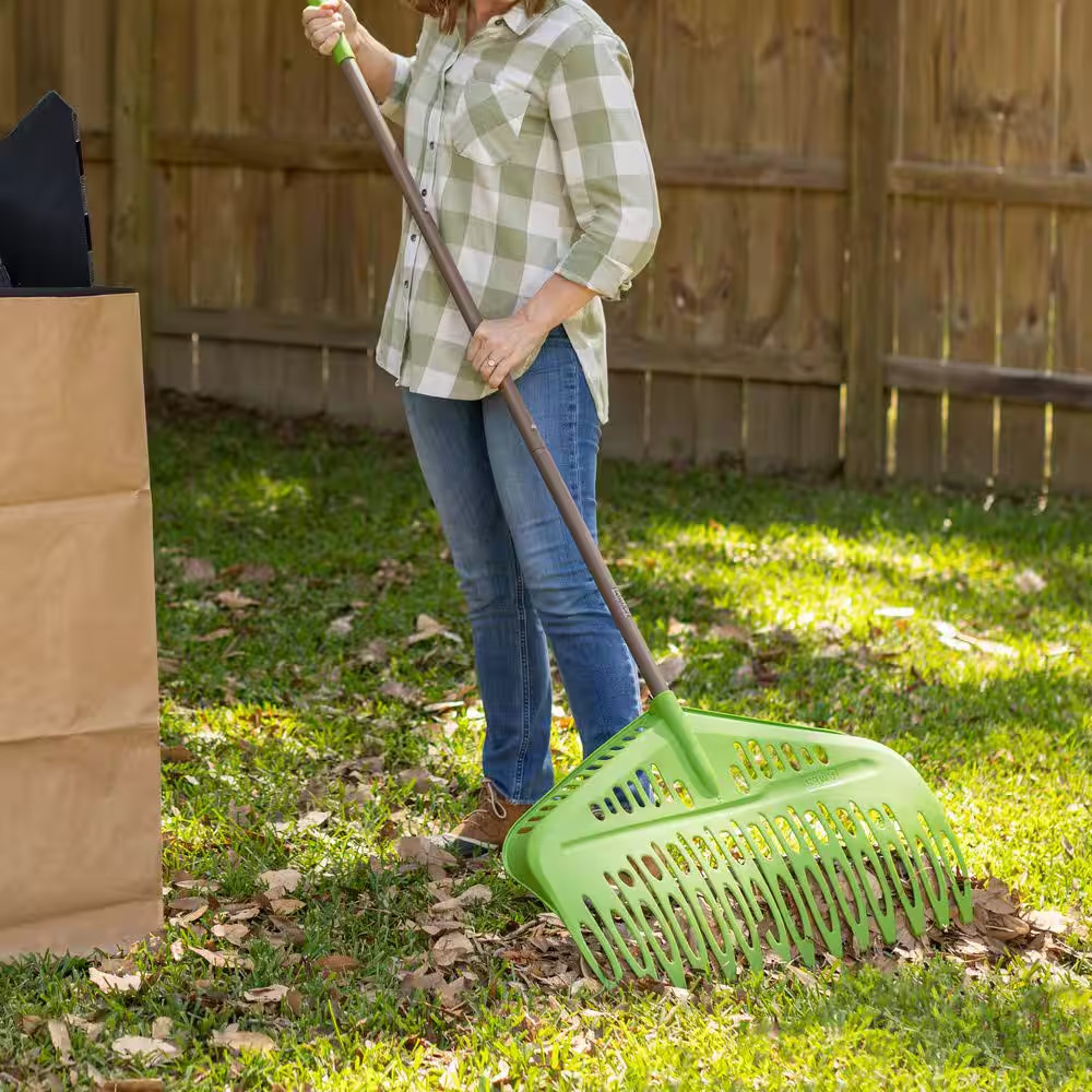 FLIP 54.25 In. Steel Handle Poly Scooping Leaf Rake NEW