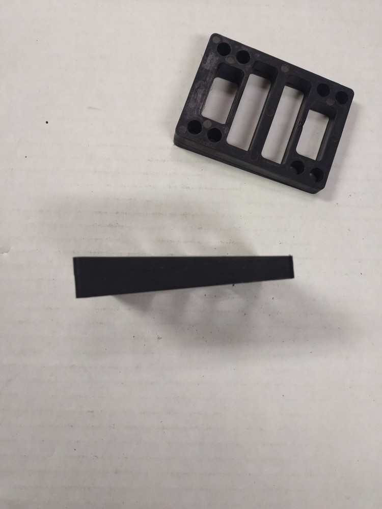 Skateboard 1/2" Angled Risers Rubber Two Pairs