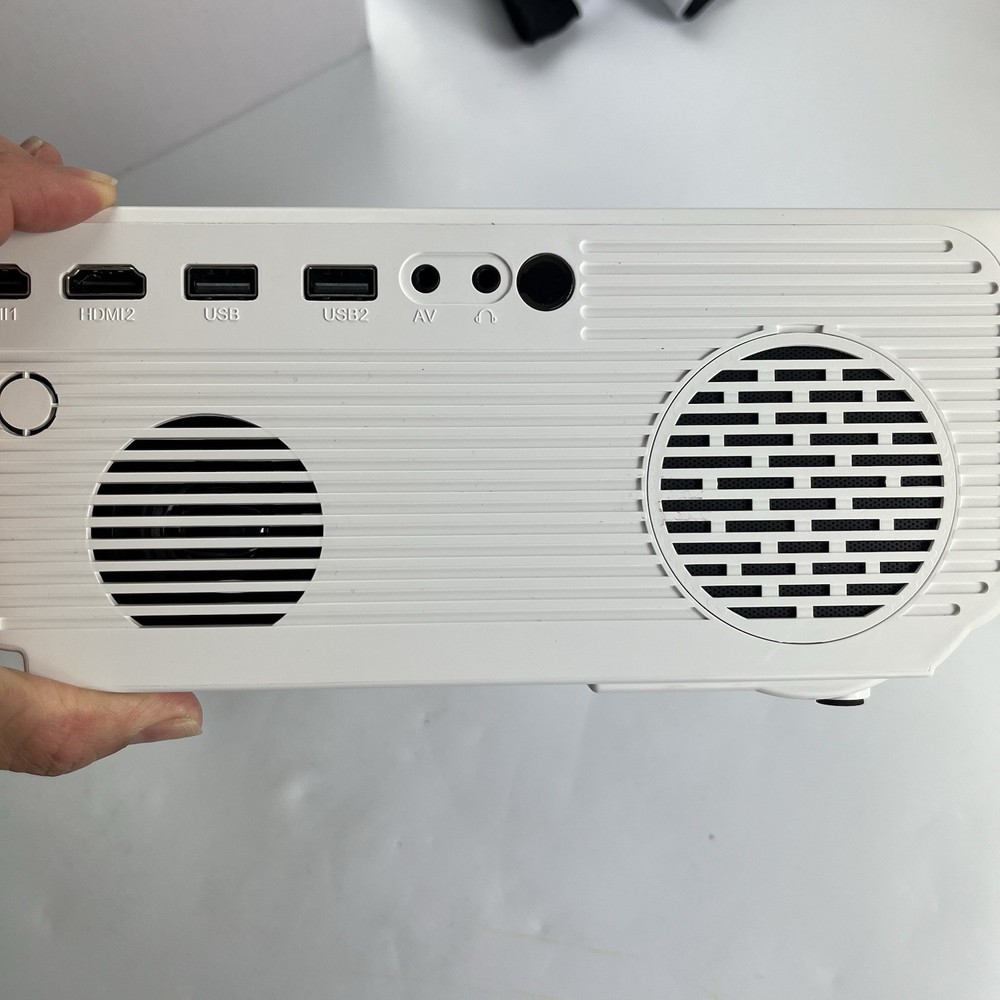 LED Projector Model F2 100-240V