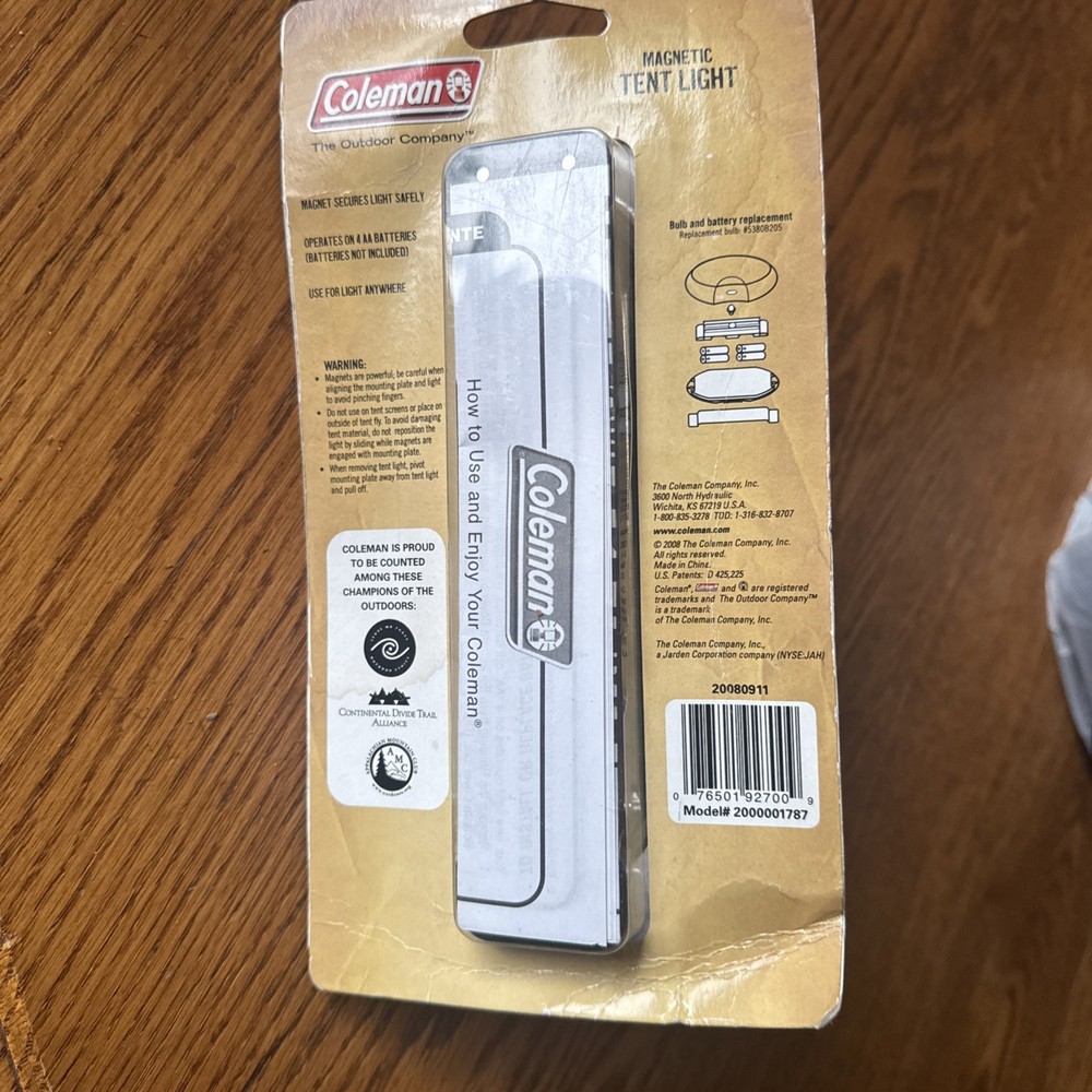 Coleman Magnetic Tent Light - New