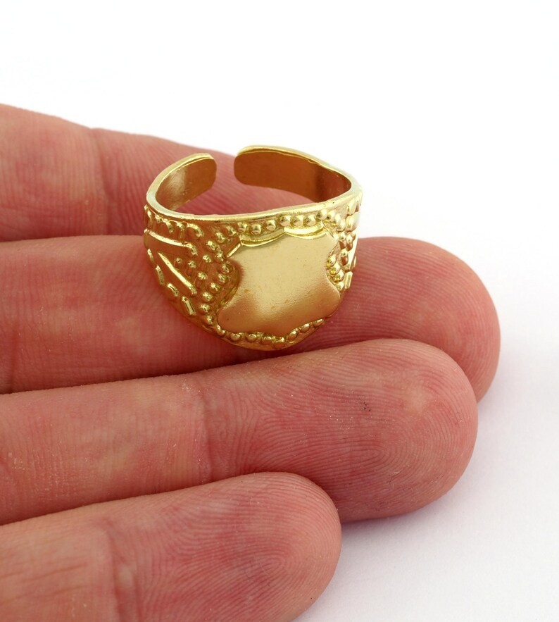 Shield Blank Ring Adjustable Raw Brass 13x13mm Blank (18mm 8US inner size) 5652