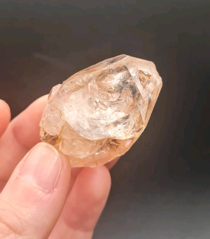 Pakistan Petroleum Quartz, 32g