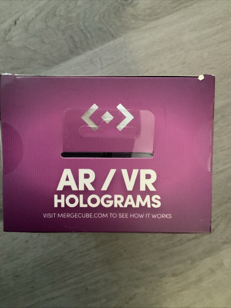 Merge Cube Hold Hologram Virtual Game Toy